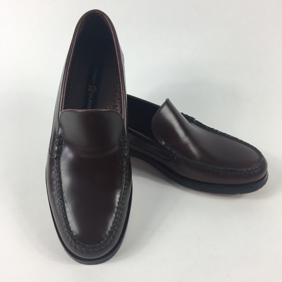 SOLD Tommy Hilfiger Classic Preppy Loafers 10.5 - Picture 2 of 9